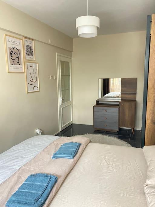 이스탄불 Comfy - Spacious Flat On The Kadikoey Seaside 아파트 외부 사진